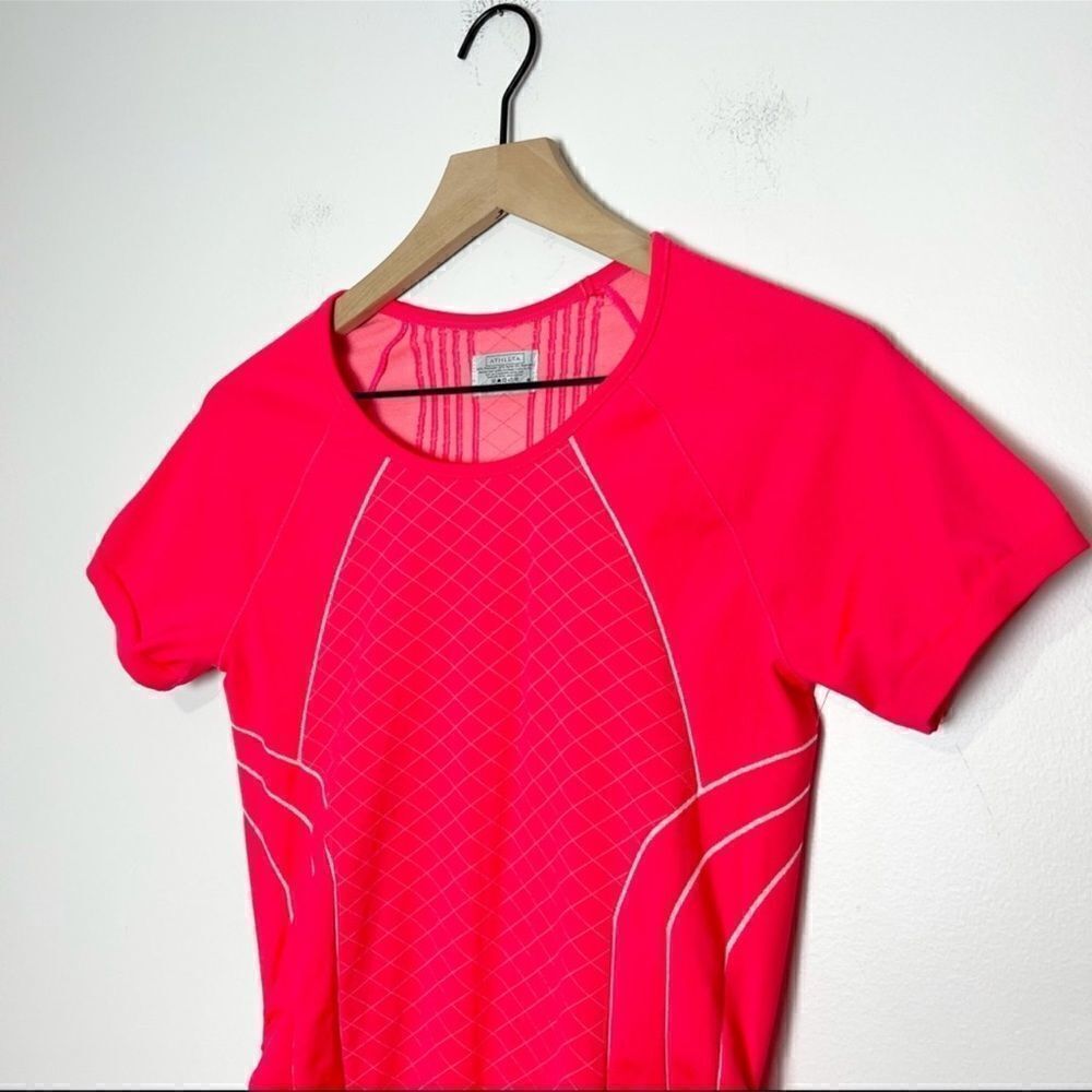 Athleta Finish Fast Line Tee Red It Neon S - Picture 4 of 6